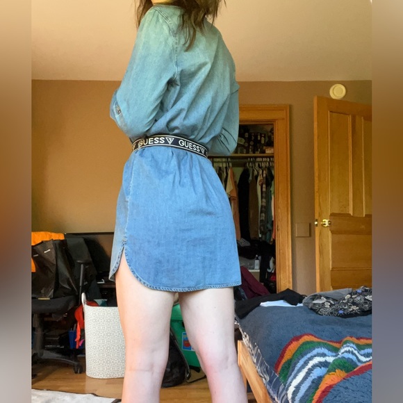 Mini jean Guess dress 👗 - Picture 2 of 7